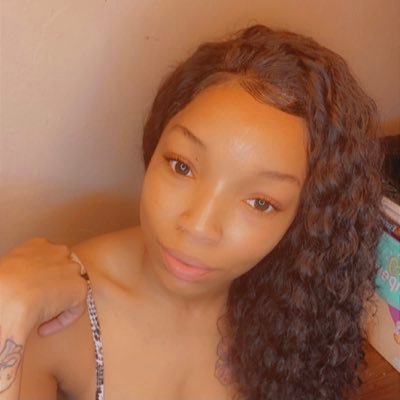 PrincessKetona's profile picture. Wifey 💍 Mother 👦🏽👧🏽👶🏽 Serial Entrepreneur 💰 #MrsMotherHustler #GoalDigger #SelfMade ❤