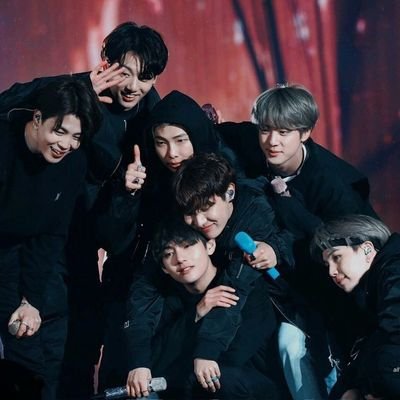 💜BTS💜. 
I'm saying with pride                                           
I'm ARMY🇹🇷
Seven Prince⁷ is my everything.
🌌BTS🌌
BTS Ürünleri
