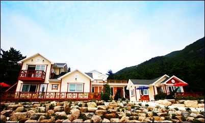 seapension's profile picture. 경남 남해 바다의 숲 펜션!
바다와 숲이 있는 자연휴양지~
아름다운 해수욕장과 금산 보리암이 5분거리!
독일마을과 15분 거리~
놀러오세요~055-862-6393 콜!!