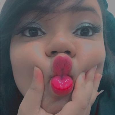 Attiny_Bia's profile picture. Um coração grato bate no mesmo compasso que os planos de Deus. ❤