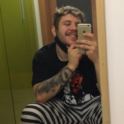 laszlomaslo's profile picture. jsem piča