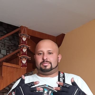 jozxro's profile picture. Ingenierio Electronico, trabajador portuario en arica por el tpa, amante del mundo de los autos tuning, padre de una hermosa niña,