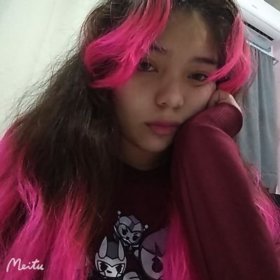 SritaAlis's profile picture. 