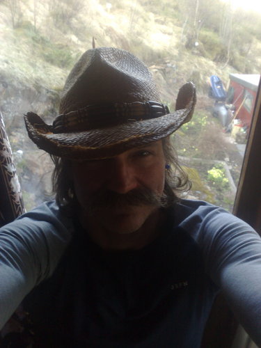 eriher's profile picture. Hey people ... but i am deaf...and from Norway