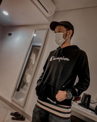 RyanAndikaws15's profile picture. satire