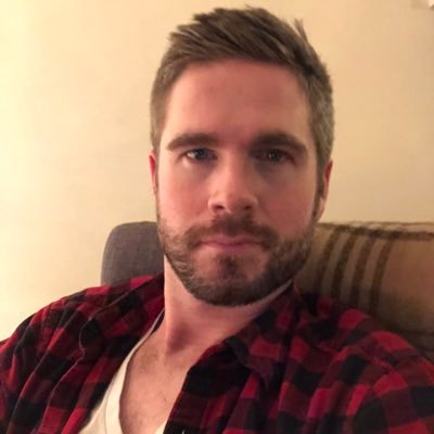 joeltbauer's profile picture. Part-time Gay Housewife of BK, part-time Event Director at Pebble Bar.