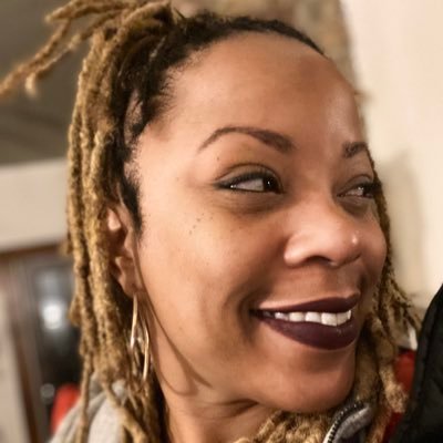 shalourae's profile picture. 