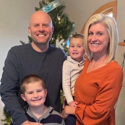 khowman77's profile picture. 