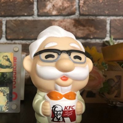病気に負けないで 頑張ってます(^^)ゴールデンハムスターの🐹茶々🐹弟サスケ🐹共々宜しくお願いします🥺ハムちゃん動画は1日に1回程度配信します💕 高校生and中学生の息子💕ママ1人💕オヤジの相手をしてくれます💕
