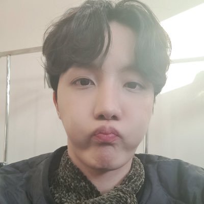 ahyong_070112's profile picture. @BTS_twt