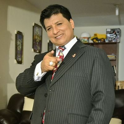 Pastor del Centro Apostólico Tabernáculo del Rey, Barranca/Perú. Email: robertcristobal@hotmail.com