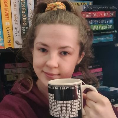Book blogger and bookstagrammer
(she/her/hers & they/them/theirs)