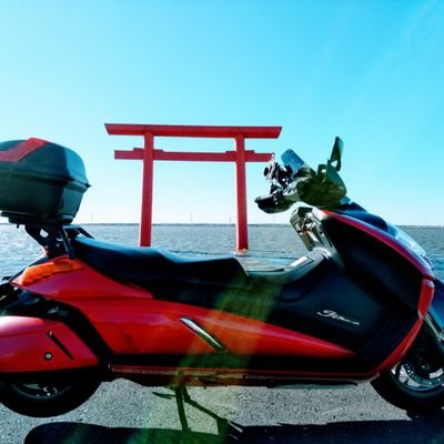 ジェンマ250乗りのジンマです。のんびりやっていきますのでヨロシクお願いします(*´∀`*)基本的にバイクに乗らない時は、呟きません。茨城県民ビクスクライダー🛵