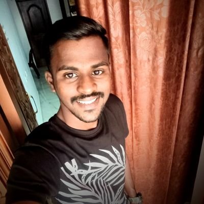 Bala28510275's profile picture. 🙂