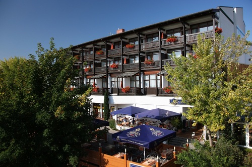 HotelResidenz's profile picture. Hotel, Bad Griesbach, Tagungshotel, Golfhotel, Tourismus, Unterhaltung: Susanne Müller zwitschert aus dem Aktiv & Vital Hotel Residenz in Bad Griesbach...