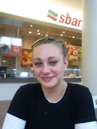 CrystalComblo's profile picture. im almost 21, engaged to an amazing man and my best friend. we are having our first baby due in July! I got to cosmetology school and love it!