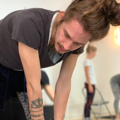 felixwyoga's profile picture. Yoga Teacher with 15 years of experience.