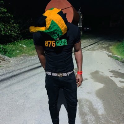 JUST A HUMBLE NIGGA FROM THE 876🇯🇲🍂 LIVE THE LIFE YOU LOVE AND LOVE THE LIFE YOU LIVE✊🏾😇