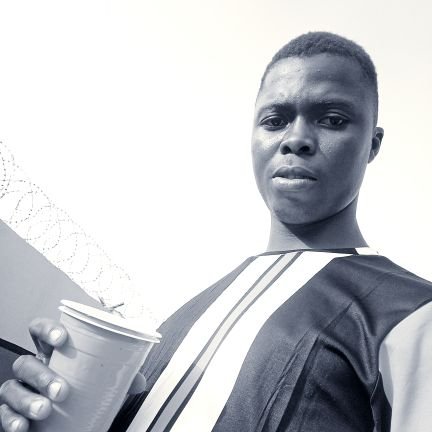 AgboolaGideon5's profile picture. 📈📊📉