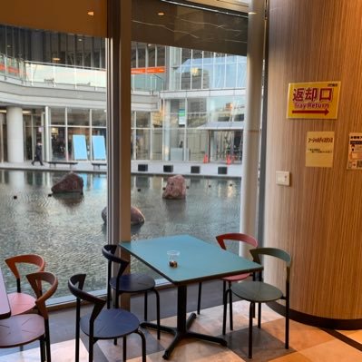 y905ifya4OyegsI's profile picture. 大好きを育ててた人✌︎('ω'✌︎ )鐘嵐珠の家でプロポーズした化け物༼;´༎ຶ ۝ ༎ຶ ༽椅子取りゲームの神だった( ◜◡‾)どう見ても普通です