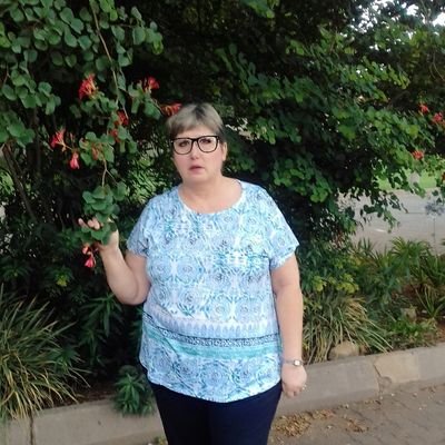 Elize50471281's profile picture. Don't say much.