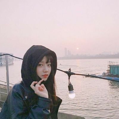 เมื่อไหร่จะได้กินกล้วยทอด ୭࿔·🦋🌈
