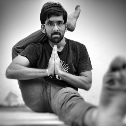 deepak_muppur's profile picture. Techie, Yoga, Coffee 💤