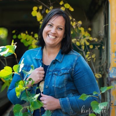 Mom, wife, teacher, living a life of gratitude, kindness, and compassion