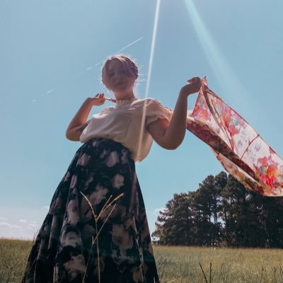 allisnhartzveld's profile picture. human disaster | viewer discretion advised | v political