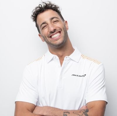 Strictly English Roleplayer of Daniel Ricciardo, Australian 🇭🇲 @F1 racing driver for @McLarenF1.