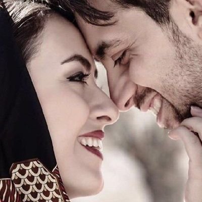 أنا تربيت ع جملة :
 ما في شي بغلى على بنتي
تسلم الايد اللي خلت عيني مليانه ونفسي قنوعة! 🖤