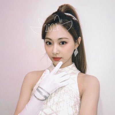 『Miaᗢᘏ೨̣̥❀❁⃘*⋆』 4点おまとめ 小牧 椛🌷 on X: 