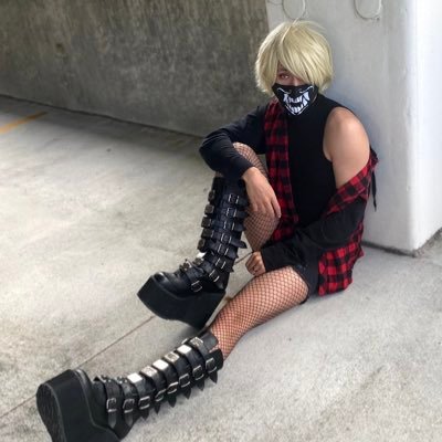 Familiar Wayside Cosplayさんのプロフィール画像