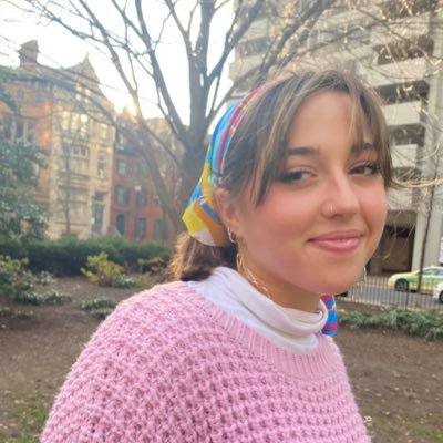 liaraesantoni's profile picture. 