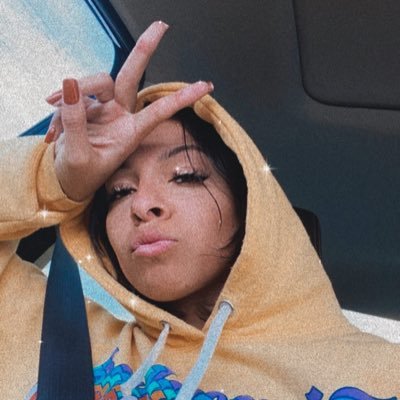 jazziiemariie's profile picture. Here you leave today and enter the world of Yesterday, Tomorrow, and Fantasy