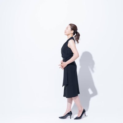 あなたは美しくキラッと輝く人です。 今以上の素敵な自分を手に入れませんか? トータルビューティーサポート 「かれんbeauty salon」