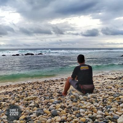 vinno_f's profile picture. Urip iku terus mlaku, Bebarengan karo waktu.
Follow kami untuk info lebih lanjut~