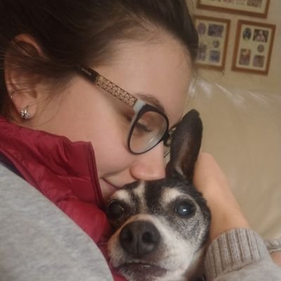 alevitef's profile picture. vet student ❤️