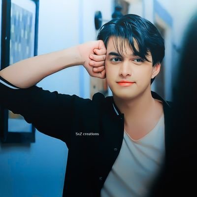 All About Mohsin Khan....!!

NOT BORN AS A MOMINION BUT WILL SURELY DIE AS A MOMINION 😌
#MohsinKhan
Subscribe to his YouTube Channel