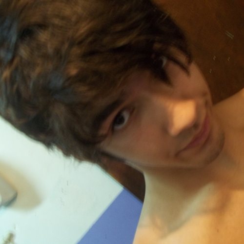 Você deve estar procurando por @OficialAlysson =)
(SIGO TODOS DE VOLTA)