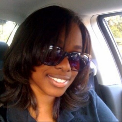 CaroBe_19's profile picture. 