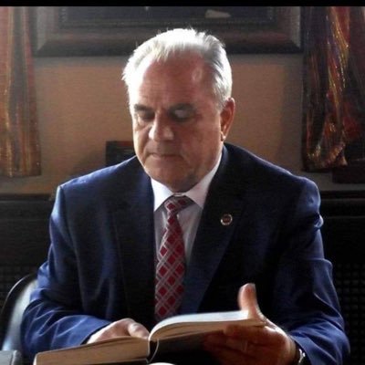 NazmiCoban59's profile picture. 2009-2019 Saray Belediye Başkanı