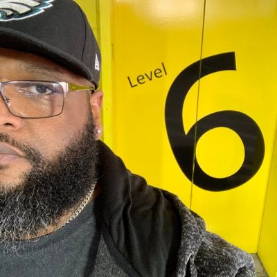 Ruggedly handsome, geekishly intelligent. The Social Media Assassin of the @straightiitape #podcast. #6thFloor #FlyEaglesFly #beardgang #overseenbyDP
