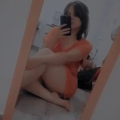 Todo lo malo que me pasa es por mí signo zodiacal ♊
Metiendo la pata desde el 97.
Biología son animalitos y plantitas.
Gamer porque juego al LoL y a los Sims.
ª