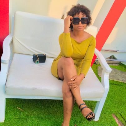 I'm Audio bad girl
Fun to be with
  I hate stress 😫
I love Acting ❤️
  I Stubborn Sha but nor too Reason am...