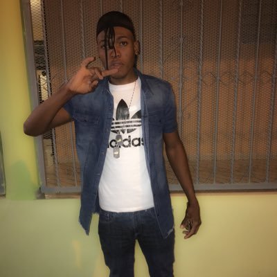 Artista komedien producteur réalisateur