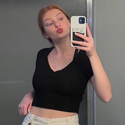 kelseystarness's profile picture. create your own happiness