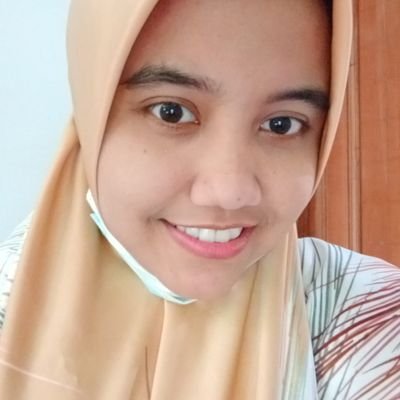 FitaRosyidah's profile picture. 