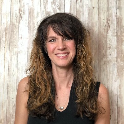 Breast Cancer survivor & coach - helping women transform their lives to one of HEALTH after a diagnosis - #PenguinColdCaps #itsmorethanhair