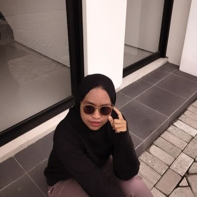 FilzaNina's profile picture. Gemini🌛